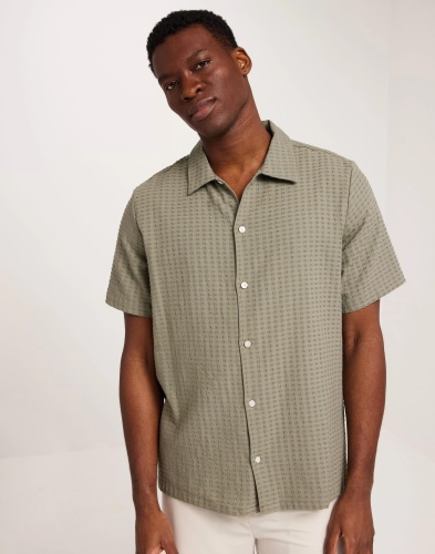 Samsøe Samsøe Avan JX shirt 14698 Kortærmede skjorter Dusty Olive