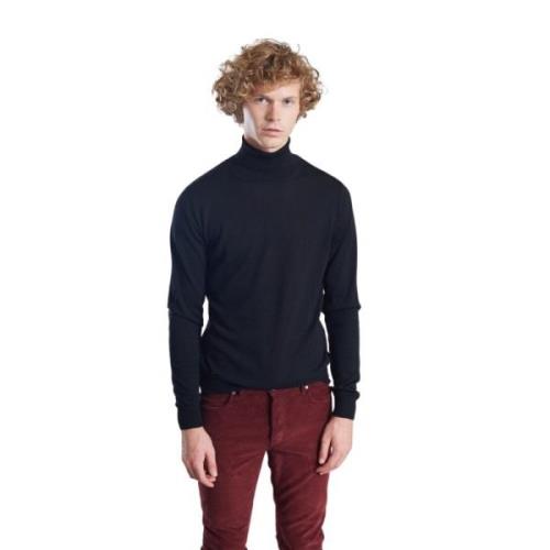 Merino Turtleneck Jumper