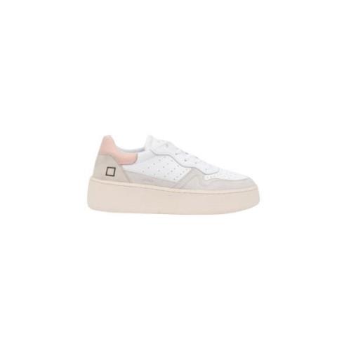Hvide og lyserøde sneakers