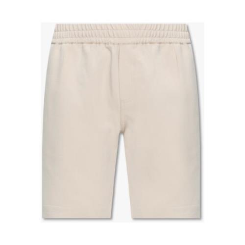 ‘Smith’ shorts
