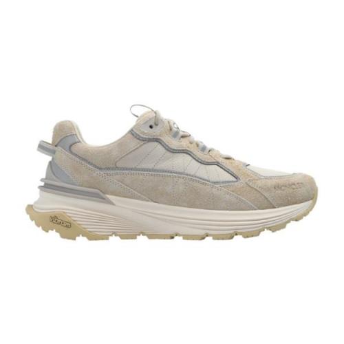 ‘Lite Runner’ sneakers