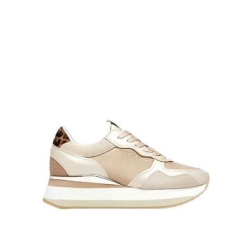 Dynamic Nude Patchwork Sneaker