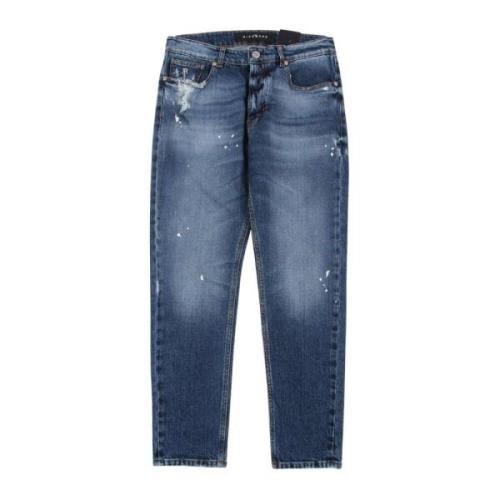 Slim-Fit Jeans med forrevne detaljer og bagtryk