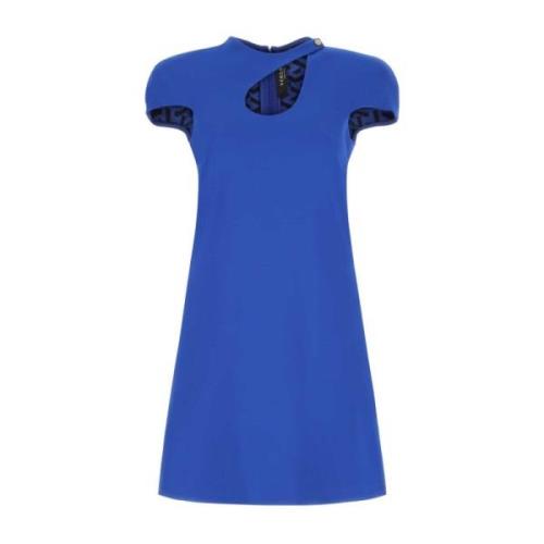Mini elektrisk strækcrepe kjole i elektrisk blå