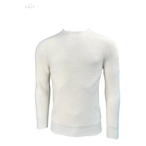 Round-neck Knitwear