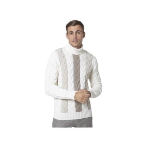 Twistet rullekrave sweater