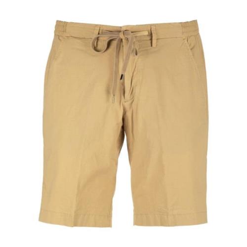 Beige Bermuda Shorts Opgrader Casual Garderobe