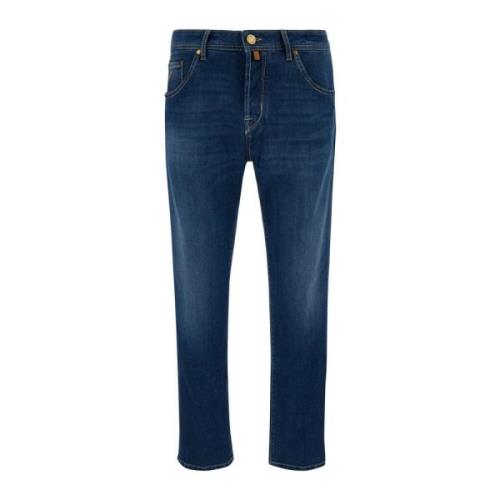 Slim Cropped Carrot Jeans