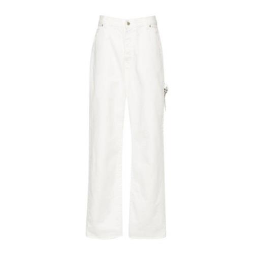 Hvide jeans med bredt ben og krystaludsmykket kædedetalje