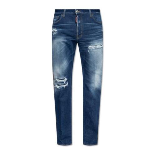 ‘642’ jeans