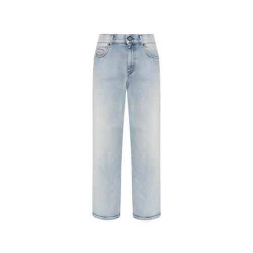 2016 D-AIR L.32 boyfriend jeans