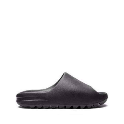 Sort Onyx Yeezy Slide