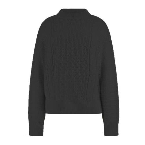 Round-neck Knitwear