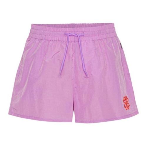 Lilla nylon shorts med broderet logo