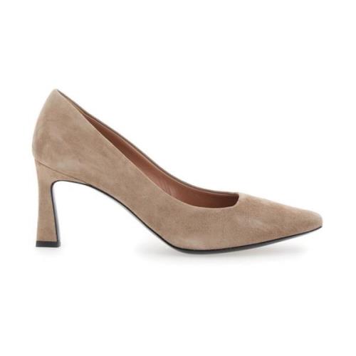 Beige Ruskind Pumps med Spids Tå