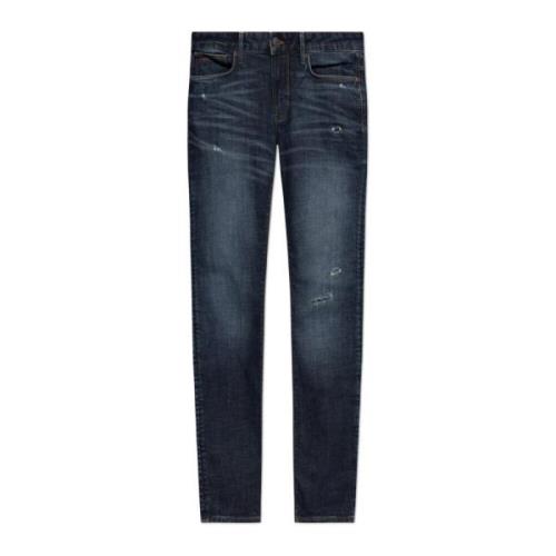 Slim fit jeans