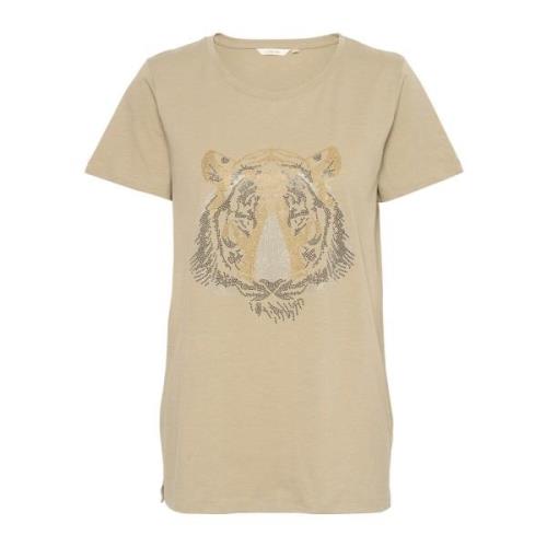 Stilfuld T-shirt med frontmotiv