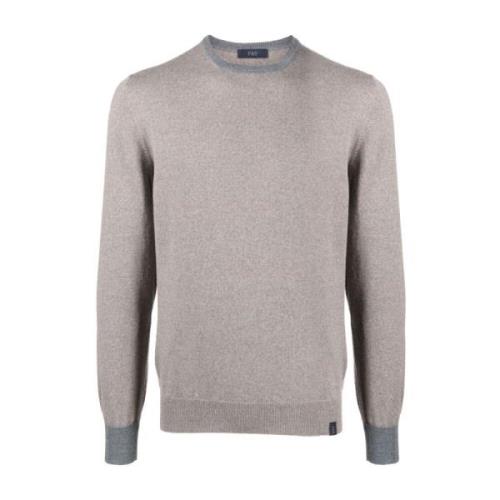 Beige Sweater Kollektion