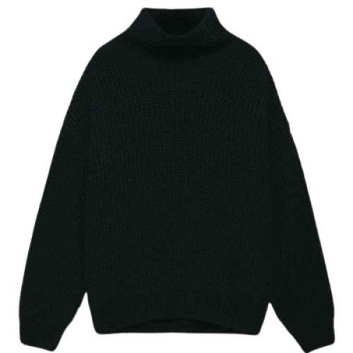 Chunky Turtle Neck Sweater