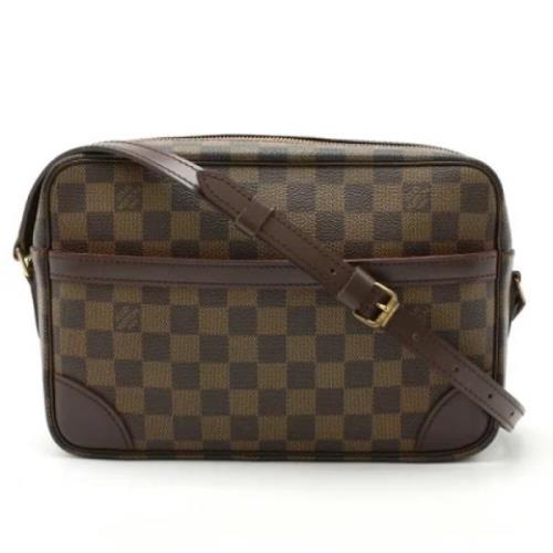 Pre-owned Plast louis-vuitton-tasker