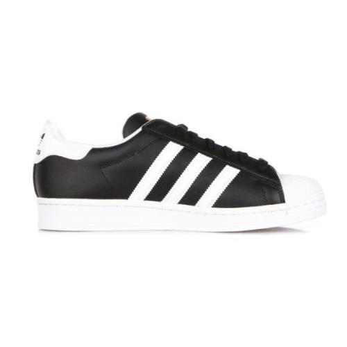 Core Black Low-Top Sneaker Guld Metallic