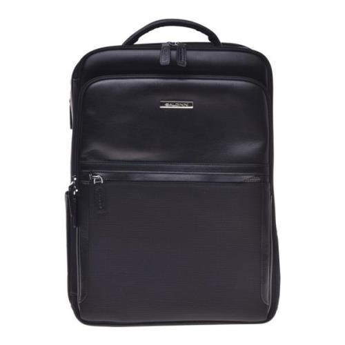 Backpack in black leather and nylon