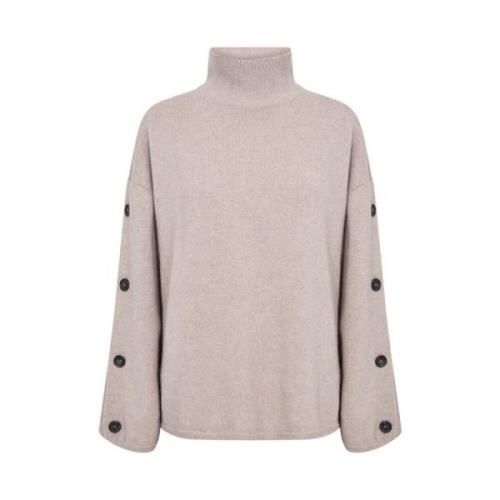 Blød Turtleneck Pullover med Dekorative Knapper