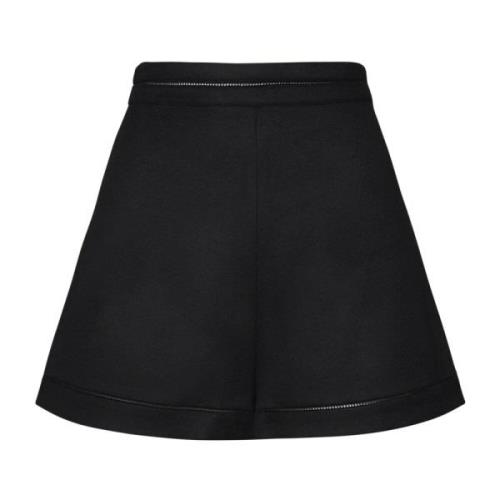 Sort Runway Bell Style Shorts