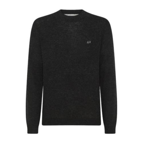 Sort Sweater med ikoniske detaljer