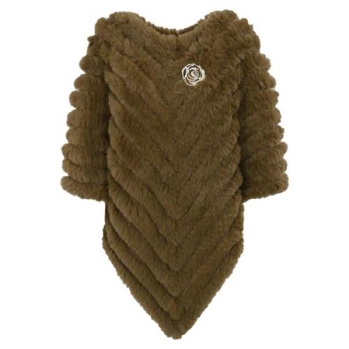 Faux Fur Blomst Broche Poncho