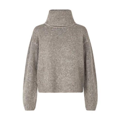 Taupe Strikket Turtleneck Sweater Kemina