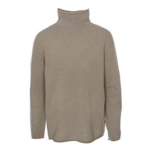 Ribstrikket sweater med rullekant