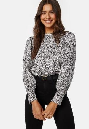 Object Collectors Item Caroline L/S Top Black AOP: Cloud Dan S