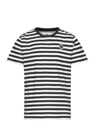 Ola Chrome Badge T-Shirt Gots Tops T-Kortærmet Skjorte Multi/patterned...