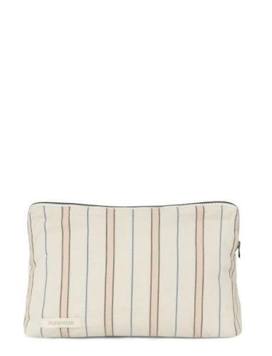 Celia Toiletry Bag Toilettaske Beige STUDIO FEDER