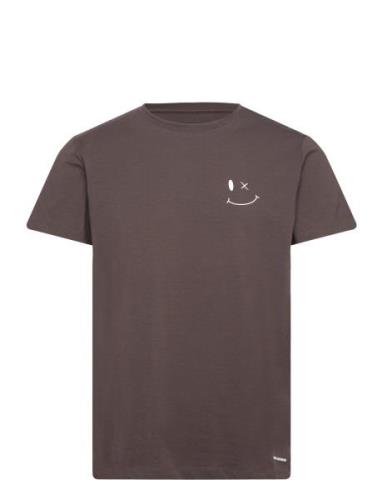 Patrick Organic Tee Tops T-Kortærmet Skjorte Brown Clean Cut Copenhage...