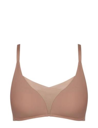 Triumph Shape Smart P Lingerie Bras & Tops Soft Bras Non Wired Bras Be...