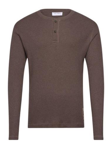 Dan Ls T-Shirt Tops T-Langærmet Skjorte Brown Les Deux