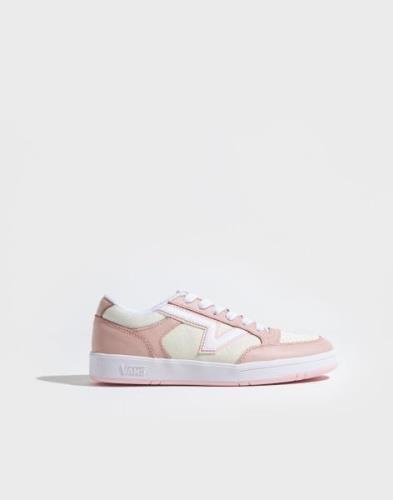 VANS - Pink - Lowland CC NWVR