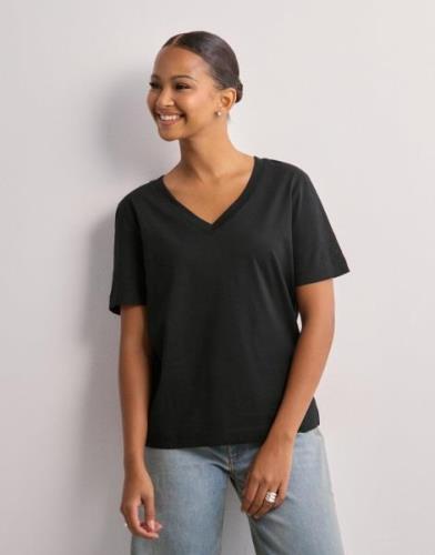 Selected Femme - Sort - Slfstandard Ss V-Neck Tee Noos