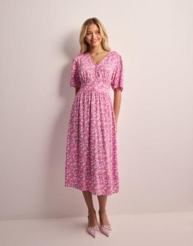 Pieces - Blomstret - Pctala Ss Midi Dress Noos Bc